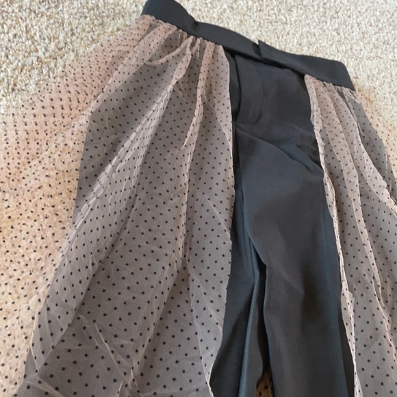 Black trousers with detachable tulle belt - Picture 2 of 6